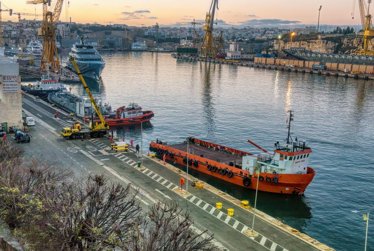 Marine, Ports & Coastal Development by rustle